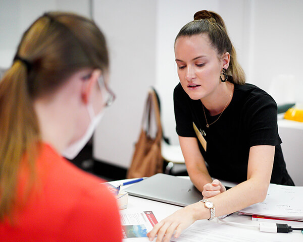 English Tutor in Melbourne